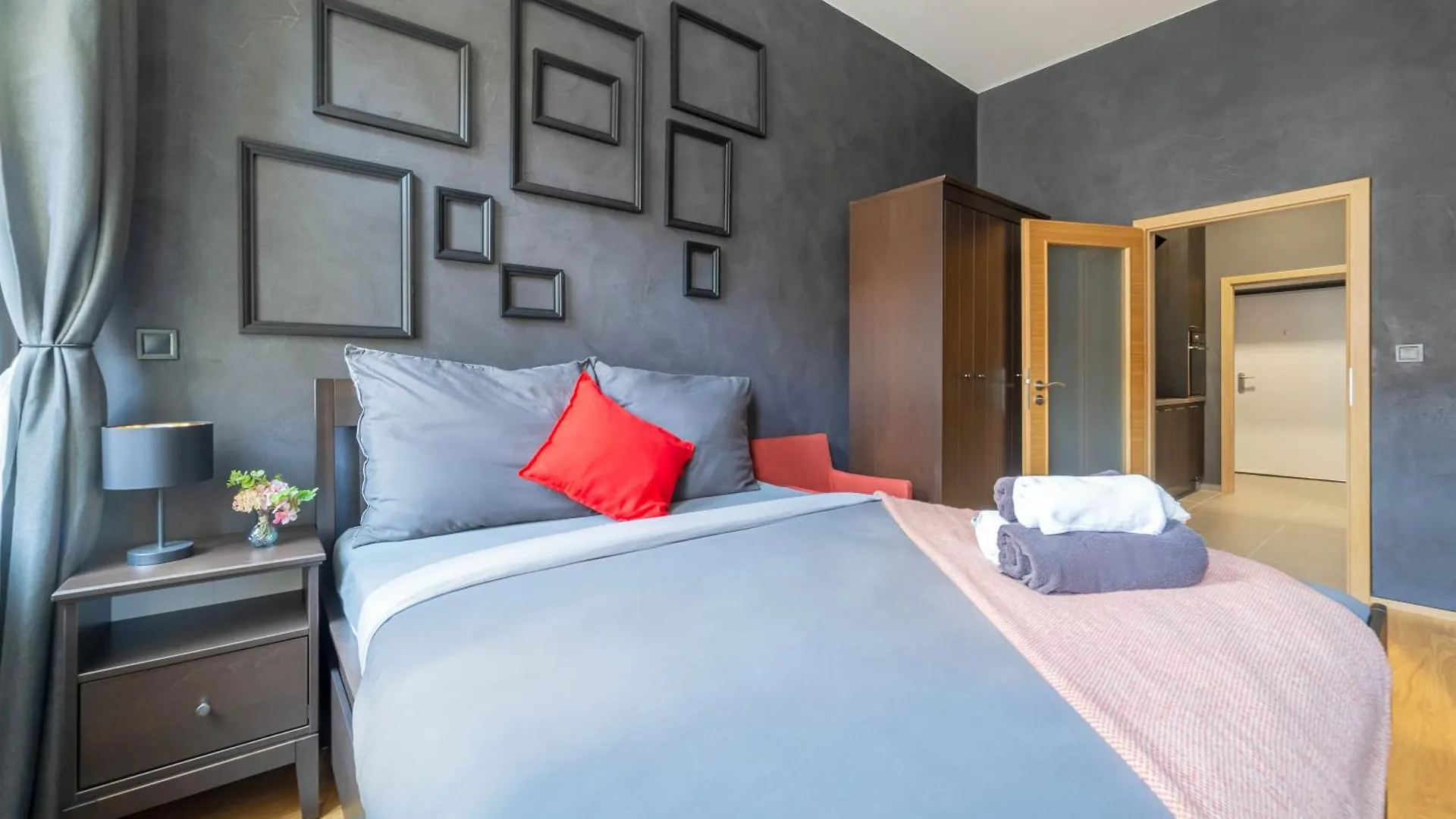 Apartment Cityzen Residence By Rentez Prague Czech Republic